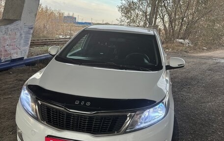 KIA Rio III рестайлинг, 2014 год, 700 000 рублей, 3 фотография