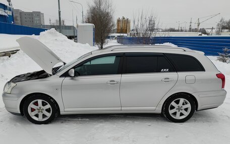 Toyota Avensis III рестайлинг, 2006 год, 1 350 000 рублей, 2 фотография