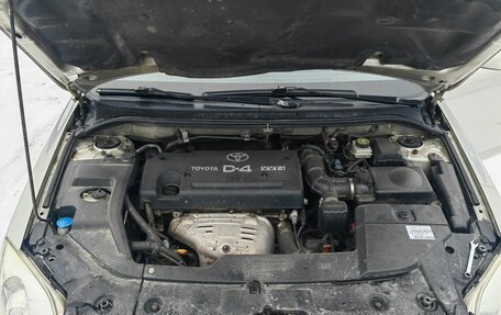 Toyota Avensis III рестайлинг, 2006 год, 1 350 000 рублей, 3 фотография