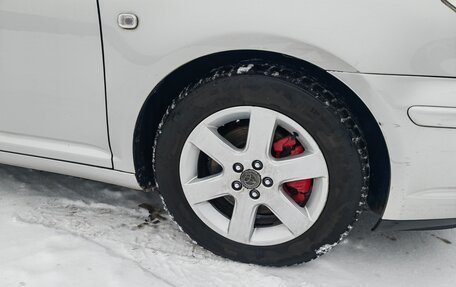 Toyota Avensis III рестайлинг, 2006 год, 1 350 000 рублей, 12 фотография