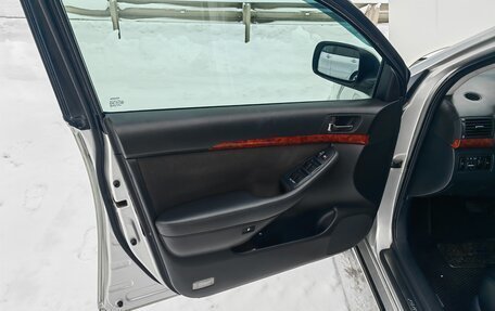 Toyota Avensis III рестайлинг, 2006 год, 1 350 000 рублей, 25 фотография