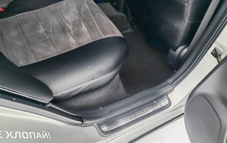 Toyota Avensis III рестайлинг, 2006 год, 1 350 000 рублей, 17 фотография