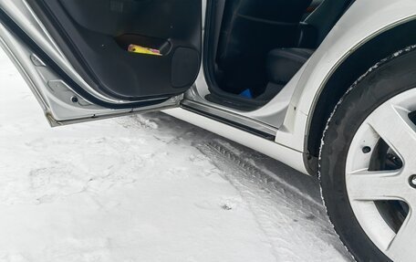 Toyota Avensis III рестайлинг, 2006 год, 1 350 000 рублей, 22 фотография