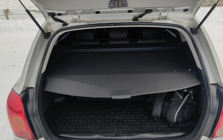 Toyota Avensis III рестайлинг, 2006 год, 1 350 000 рублей, 31 фотография