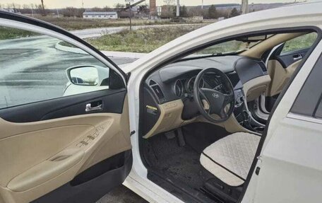 Hyundai Sonata VI, 2012 год, 870 000 рублей, 8 фотография