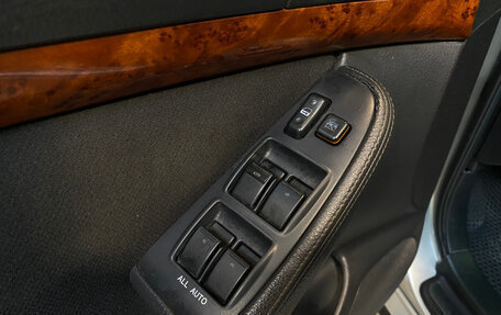 Toyota Avensis III рестайлинг, 2006 год, 600 000 рублей, 15 фотография