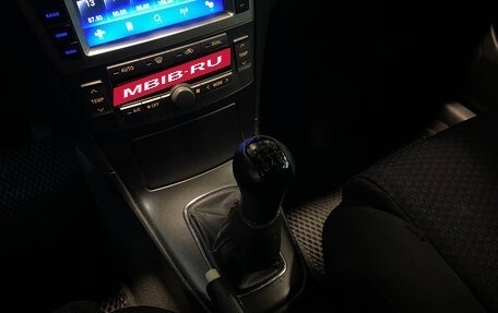 Toyota Avensis III рестайлинг, 2006 год, 600 000 рублей, 14 фотография