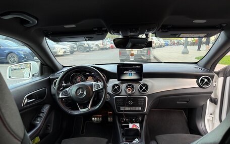 Mercedes-Benz CLA, 2019 год, 2 450 000 рублей, 14 фотография