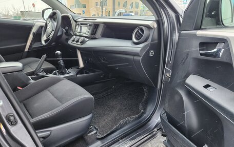 Toyota RAV4, 2014 год, 1 648 000 рублей, 10 фотография