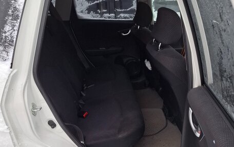 Honda Fit III, 2012 год, 800 000 рублей, 7 фотография