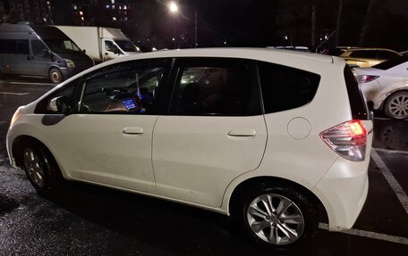 Honda Fit III, 2012 год, 800 000 рублей, 12 фотография