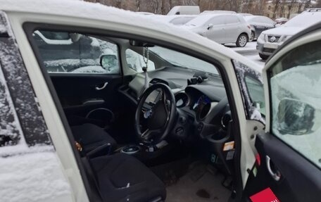 Honda Fit III, 2012 год, 800 000 рублей, 8 фотография