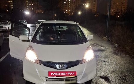 Honda Fit III, 2012 год, 800 000 рублей, 11 фотография