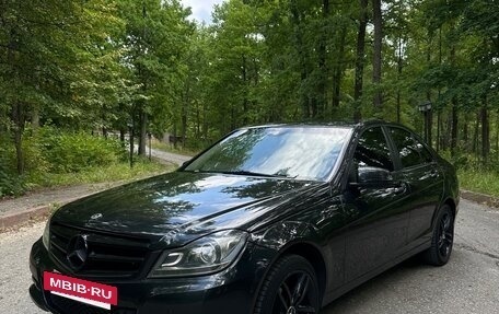 Mercedes-Benz C-Класс, 2012 год, 1 300 000 рублей, 4 фотография