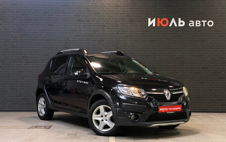 Renault Sandero II рестайлинг, 2015 год, 800 000 рублей, 3 фотография