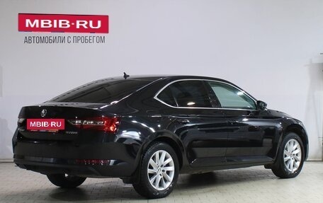 Skoda Superb III рестайлинг, 2016 год, 1 719 000 рублей, 2 фотография