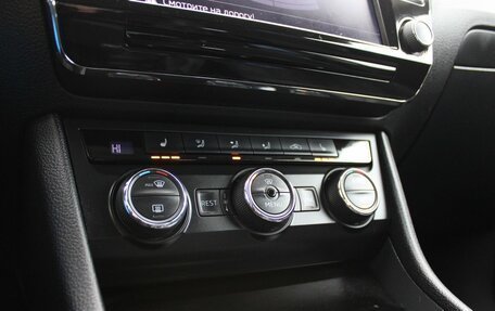 Skoda Superb III рестайлинг, 2016 год, 1 719 000 рублей, 18 фотография