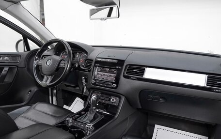 Volkswagen Touareg III, 2013 год, 2 049 000 рублей, 8 фотография