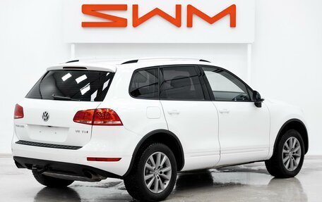 Volkswagen Touareg III, 2013 год, 2 049 000 рублей, 2 фотография