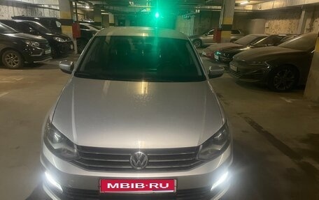 Volkswagen Polo VI (EU Market), 2015 год, 900 000 рублей, 1 фотография