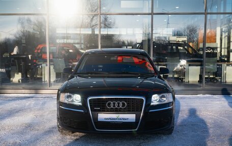 Audi A8, 2006 год, 750 000 рублей, 3 фотография