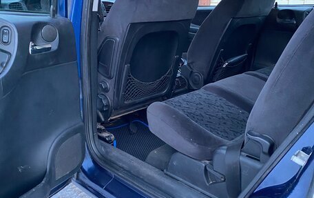 Opel Zafira A рестайлинг, 2002 год, 380 000 рублей, 14 фотография