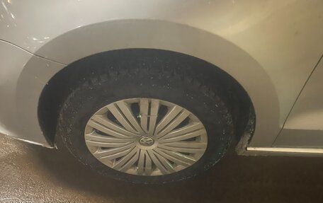 Volkswagen Polo VI (EU Market), 2015 год, 900 000 рублей, 19 фотография