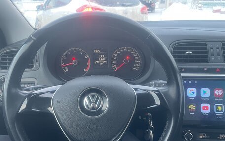 Volkswagen Polo VI (EU Market), 2015 год, 900 000 рублей, 20 фотография