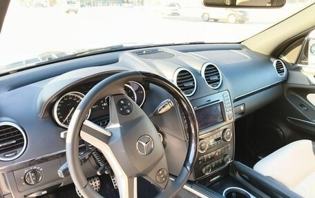 Mercedes-Benz GL-Класс, 2011 год, 2 600 000 рублей, 10 фотография