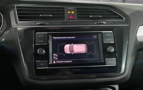 Volkswagen Tiguan II, 2017 год, 2 269 000 рублей, 14 фотография