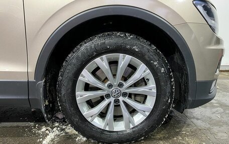 Volkswagen Tiguan II, 2017 год, 2 269 000 рублей, 18 фотография