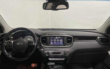 KIA Sorento III Prime рестайлинг, 2018 год, 3 110 000 рублей, 11 фотография