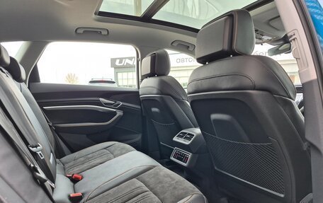 Audi e-tron I, 2023 год, 5 470 000 рублей, 29 фотография