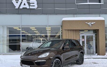 Porsche Cayenne III, 2011 год, 1 950 000 рублей, 2 фотография