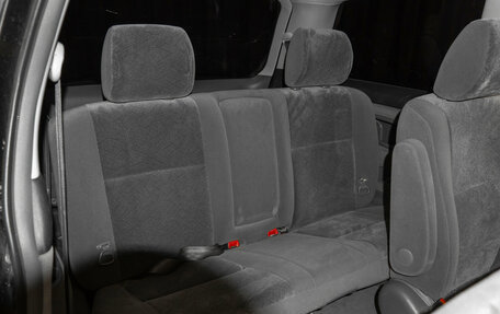 Toyota Estima III рестайлинг -2, 2003 год, 740 000 рублей, 16 фотография