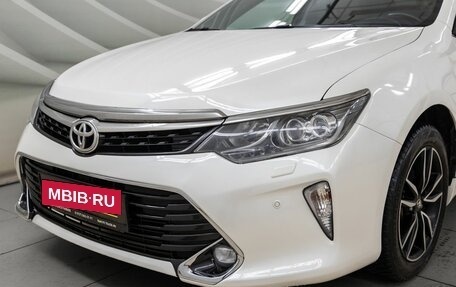 Toyota Camry, 2018 год, 2 498 000 рублей, 10 фотография