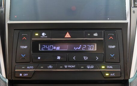 Toyota Camry, 2018 год, 2 498 000 рублей, 23 фотография