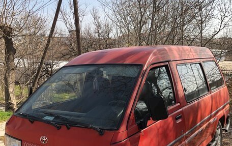 Toyota Lite Ace III, 1990 год, 220 000 рублей, 2 фотография