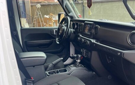 Jeep Wrangler, 2019 год, 3 350 000 рублей, 6 фотография