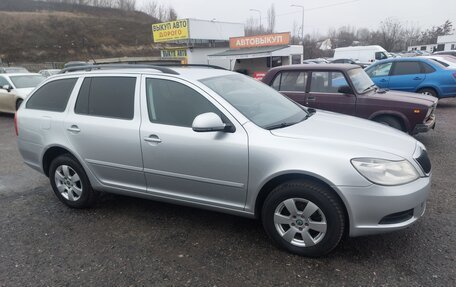 Skoda Octavia, 2011 год, 3 фотография