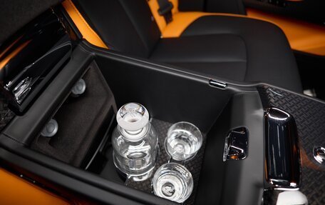 Rolls-Royce Cullinan, 2025 год, 78 900 000 рублей, 30 фотография