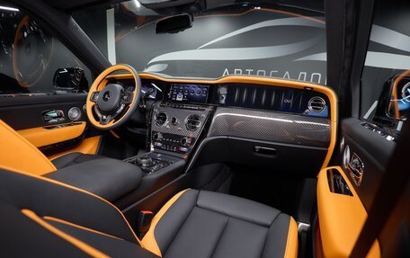 Rolls-Royce Cullinan, 2025 год, 78 900 000 рублей, 39 фотография