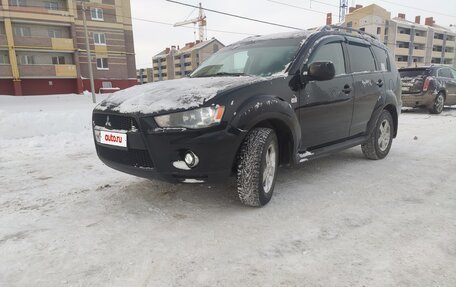 Mitsubishi Outlander III рестайлинг 3, 2010 год, 950 000 рублей, 10 фотография