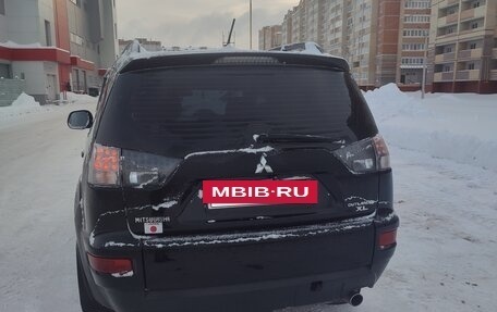 Mitsubishi Outlander III рестайлинг 3, 2010 год, 950 000 рублей, 8 фотография