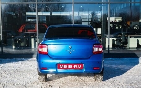 Renault Logan II, 2016 год, 800 000 рублей, 4 фотография