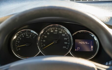 Renault Logan II, 2016 год, 800 000 рублей, 17 фотография