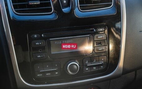 Renault Logan II, 2016 год, 800 000 рублей, 20 фотография