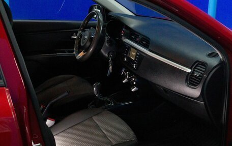 KIA Rio IV, 2018 год, 880 000 рублей, 10 фотография