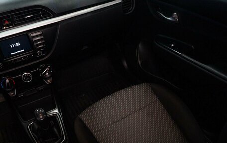 KIA Rio IV, 2018 год, 880 000 рублей, 22 фотография