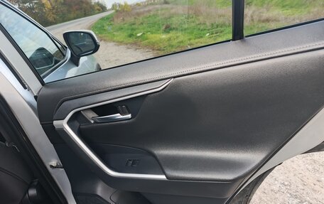 Toyota RAV4, 2020 год, 2 870 000 рублей, 19 фотография